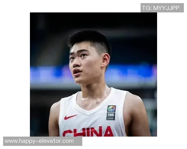 吴冠希的篮球之路：从青涩少年到CBA明星球员的成长历程与辉煌成就